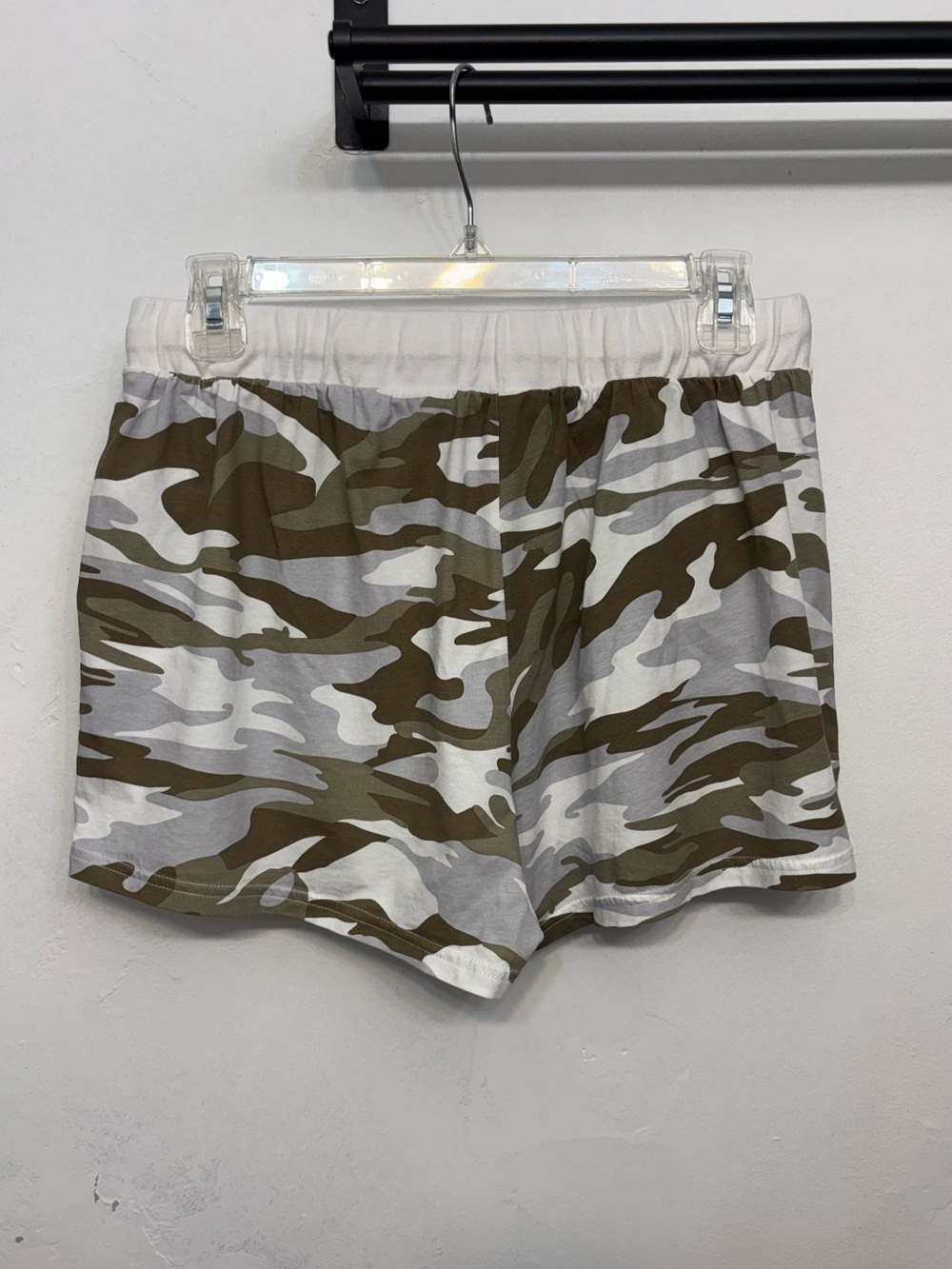 Mazik Camo Long Sleeve & Shorts Two Piece Lounge Set Women’s Size Medium NWOT - Picture 5 of 7
